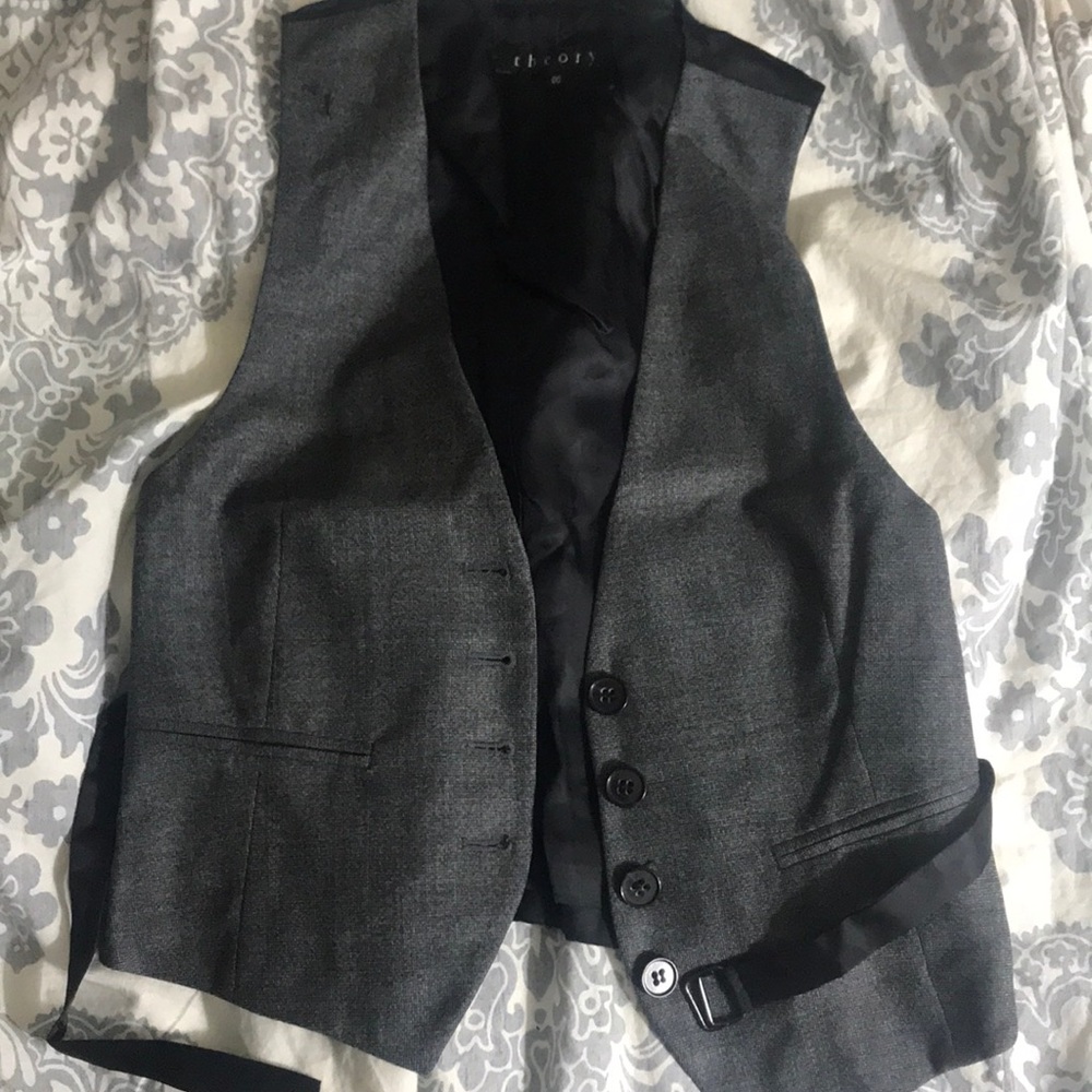 THEORY VEST